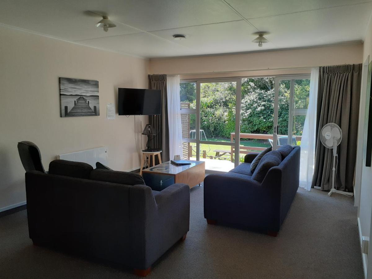 טקאקה Golden Bay Motel מראה חיצוני תמונה