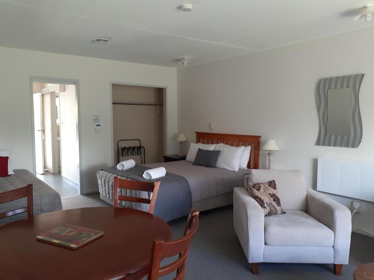 טקאקה Golden Bay Motel מראה חיצוני תמונה