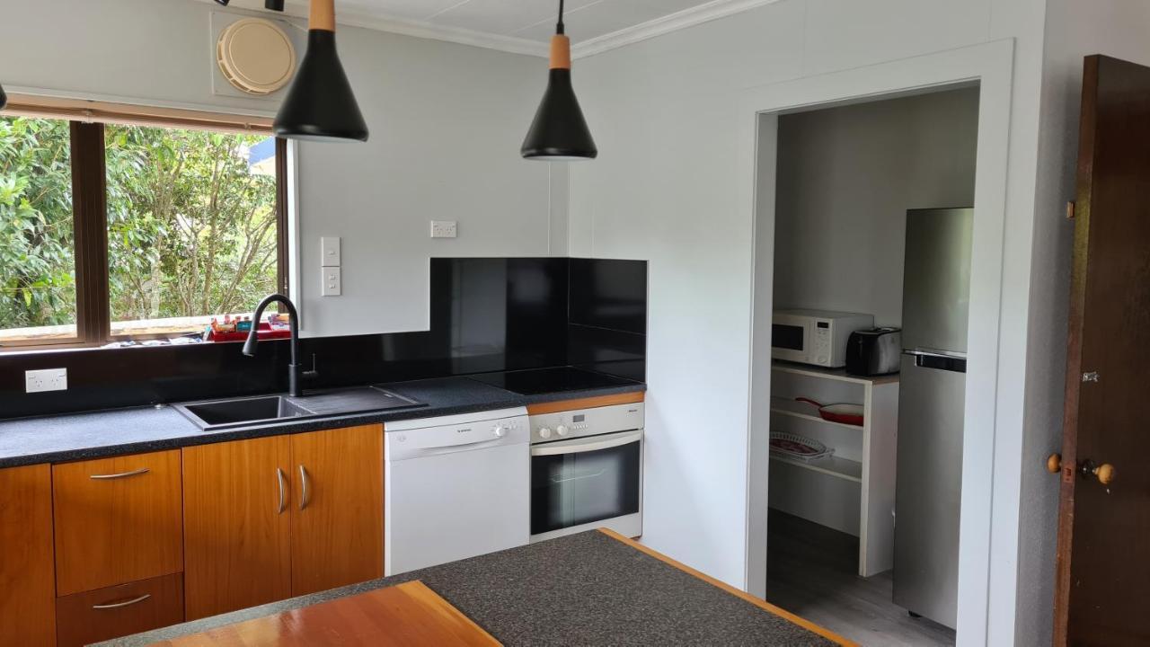 טקאקה Golden Bay Motel מראה חיצוני תמונה