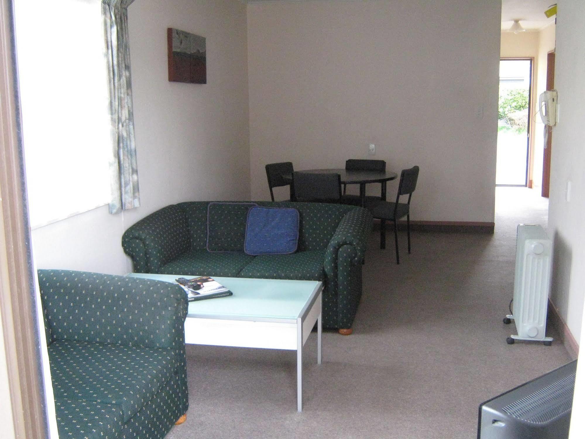 טקאקה Golden Bay Motel מראה חיצוני תמונה