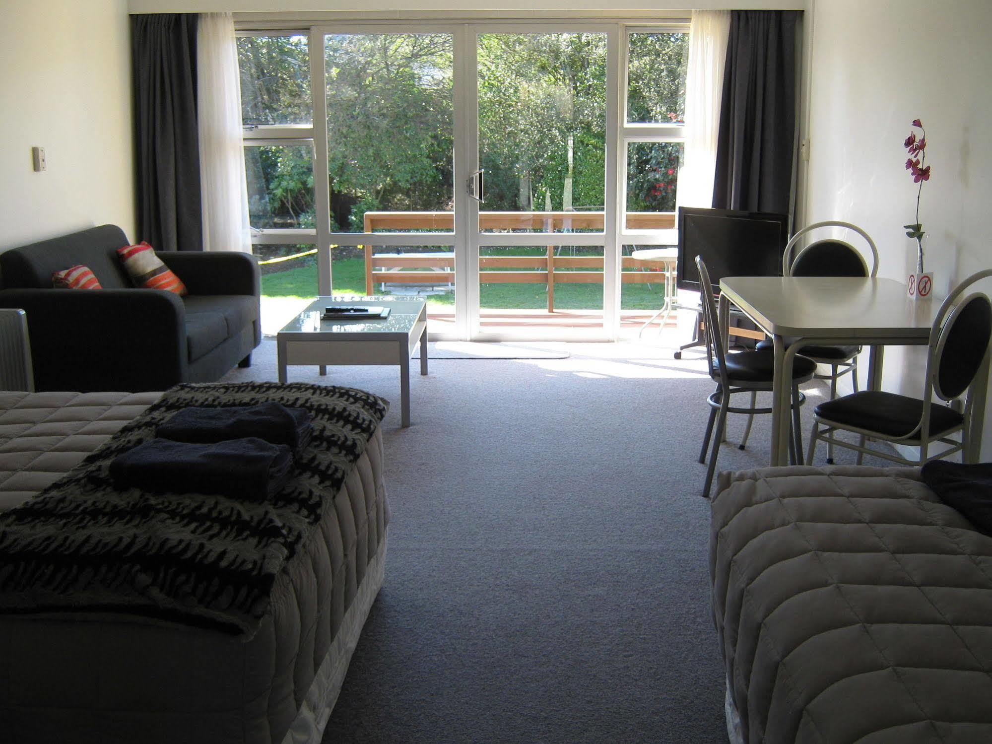 טקאקה Golden Bay Motel מראה חיצוני תמונה